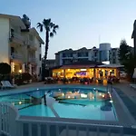 Hotel Papaya Side